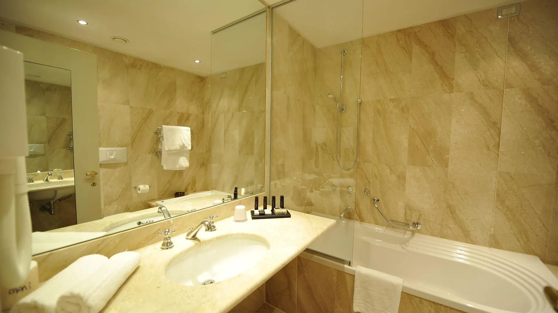 Aquaviva Hotel Desenzano del Garda Italy